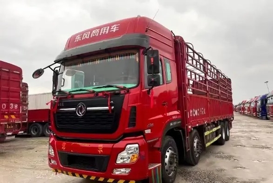 A carga usada transporta a caixa de engrenagens alta Dongfeng Lorry Truck dos pneus do modo 12 da movimentação do telhado 420hp 8×4 da carga 17.8t avaliado RAPIDAMENTE