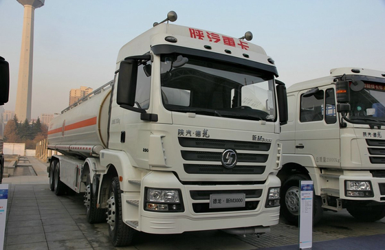 8x4 petroleiro camião Shacman 12 rodas Euro 4 Emissão 30m3 Capacidade Weichai 290 hp