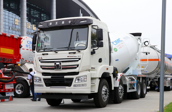 Caminhão para mistura de betão de trânsito 8×4 modo de condução 8 Cimento cúbico Tanker Weichai 350hp Lhd