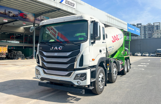 Caminhão de concreto móvel 7-8m3 Caminhão de cimento Mixer Caminhão marca chinesa JAC Yuchai 350hp